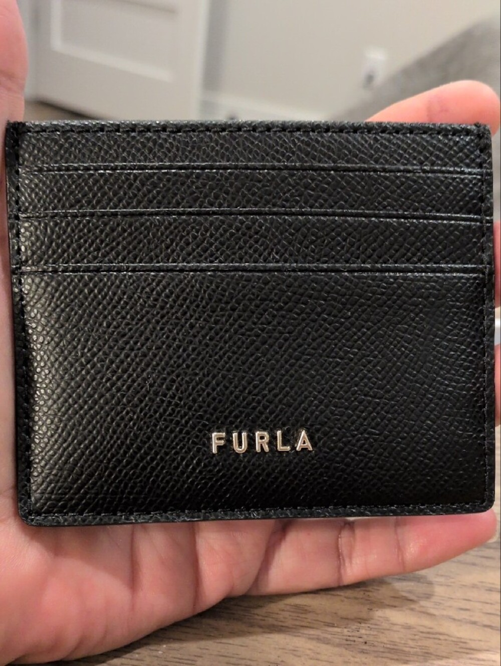 Furla Vintage Black Leather Card Case with Gold Logo - Picture 2 of 5